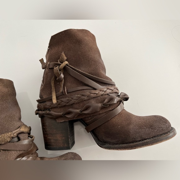 Freebird FB CAIRO Dark Brown Ankle Booties with Braided Straps - Picture 3 of 11
